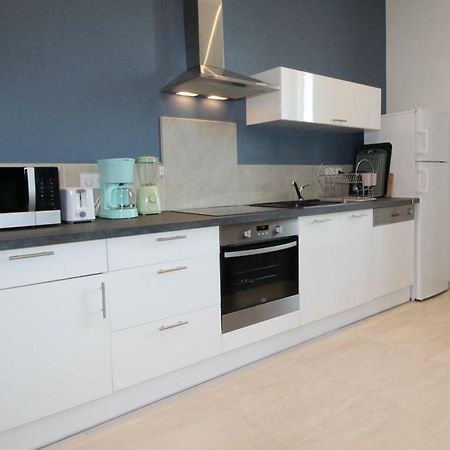Appartement Spacieux Et Confortable La Roche-de-Glun Ngoại thất bức ảnh