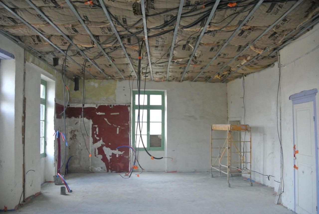Appartement Spacieux Et Confortable La Roche-de-Glun Ngoại thất bức ảnh